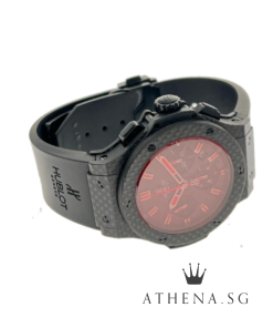 Alternative view of HUBLOT BIG BANG RED MAGIC AUTOMATIC "BLACK CARBON FIBER DIAL" WITH BOX & CERT 301.QX.1734.RX