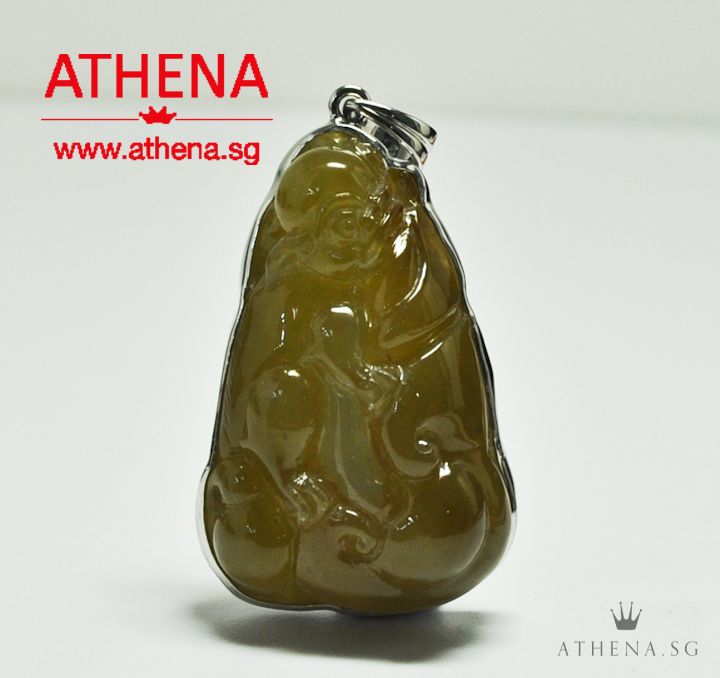 18K WG JADE PENDANT CARVED WITH PIXIU, RUYI & COIN 19.90G