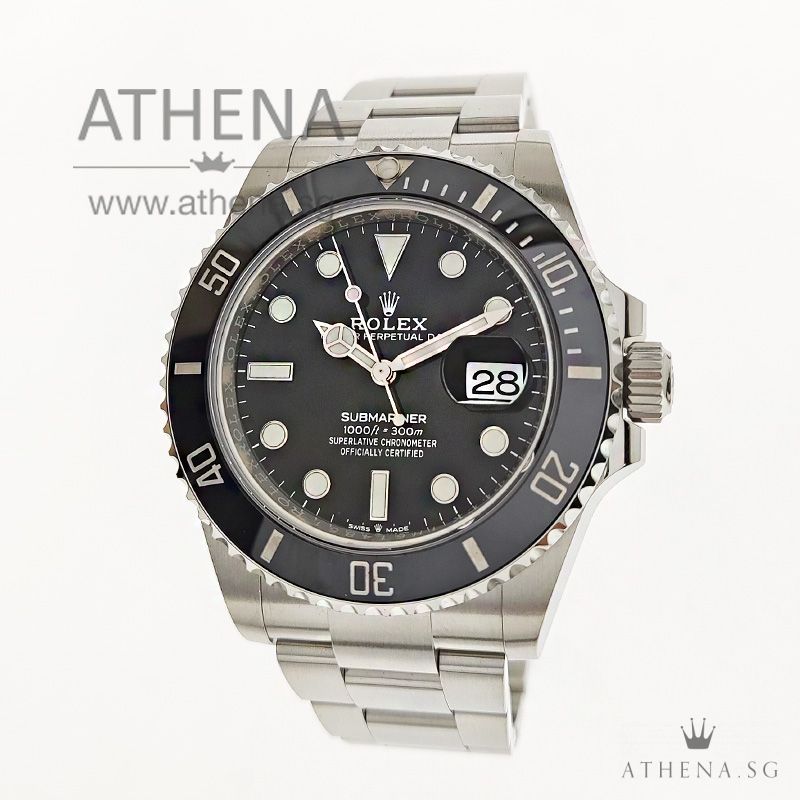LIKE NEW !!! ROLEX OYSTER PERPETUAL DATE SUBMARINER 41"BLACK DIAL" WITH BOX & CERT 126610LN (STILL UNDER AGENT WARRANTY)