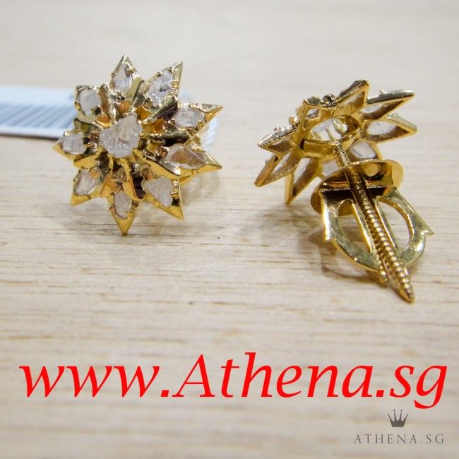 18K YG ANTIQUE DESIGN INTAN EARRINGS 2.75G