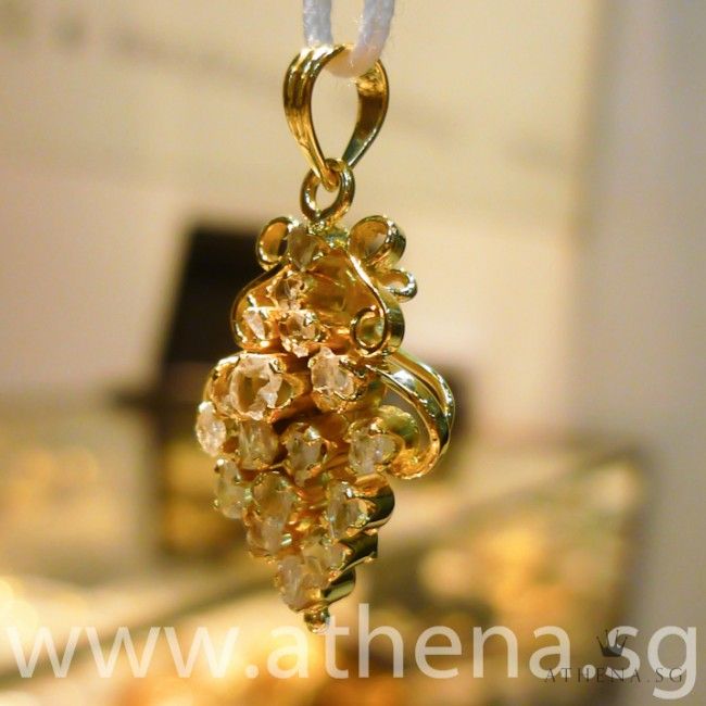 18K Y/G ANTIQUE GRAPE DESIGN WITH INTAN PENDANT 2.22G - Image 2