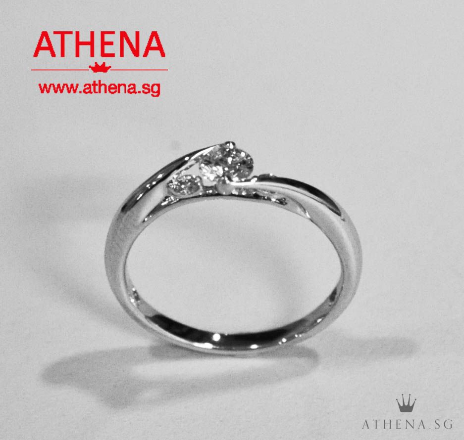 18K WG DIAMOND RING D1-0.30CTS D2-0.07CTS 3.32G (SIZE 16) - Image 2