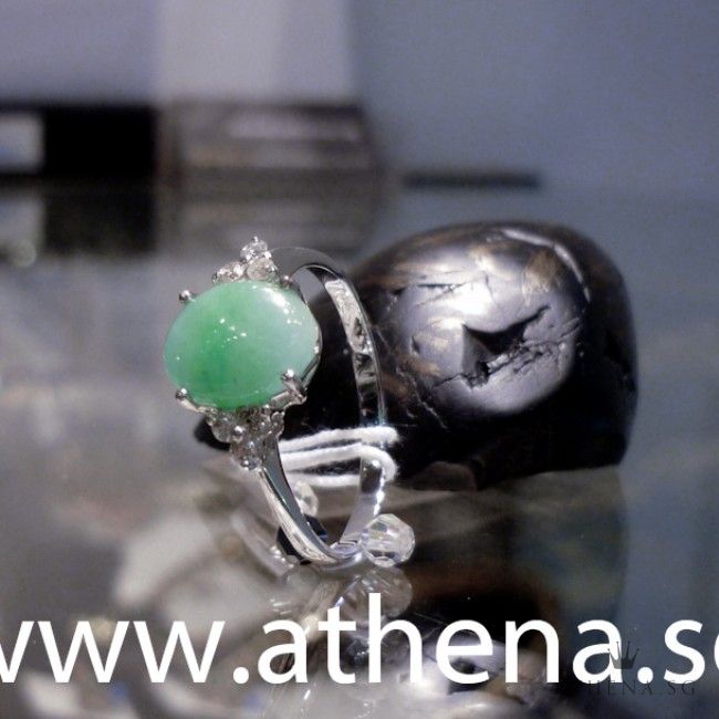 18K W/G JADE WITH DIAMOND RING D6-0.15CTS 2.94G (SIZE 13)