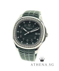 LIKE NEW !!! PATEK PHILIPPE LADIES AQUANAUT QUARTZ DIAMONDS-SET BEZEL " OLIVE-GREEN EMBOSSED DIAL" WITH BOX & CERT DATED 10/2021 (STILL UNDER AGENT WARRANTY) 5267/200A-011