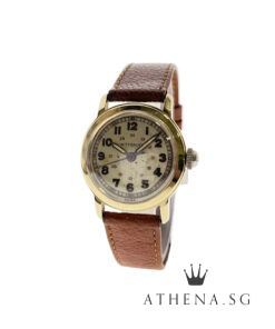 COLLECTIBLE!! GOLD WITTNAUER VINTAGE  MILITARY STYLE WATCH