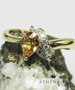 20K YG YELLOW SAPPHIRE (1.00CTS) RING WITH DIAMOND D8-0.12CTS 4.71G (SIZE 19.5) (WITH CERT)