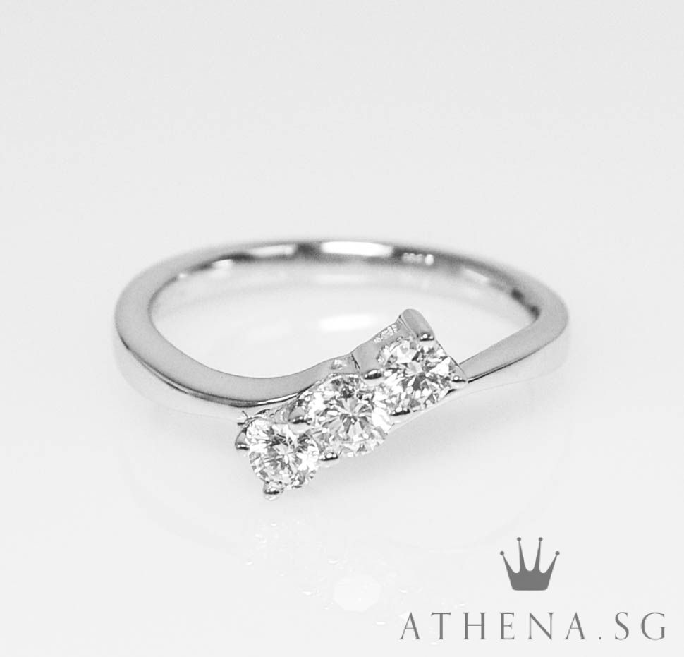 18K WG DIAMOND RING D3-0.30CTS 3.03G (SIZE 11)