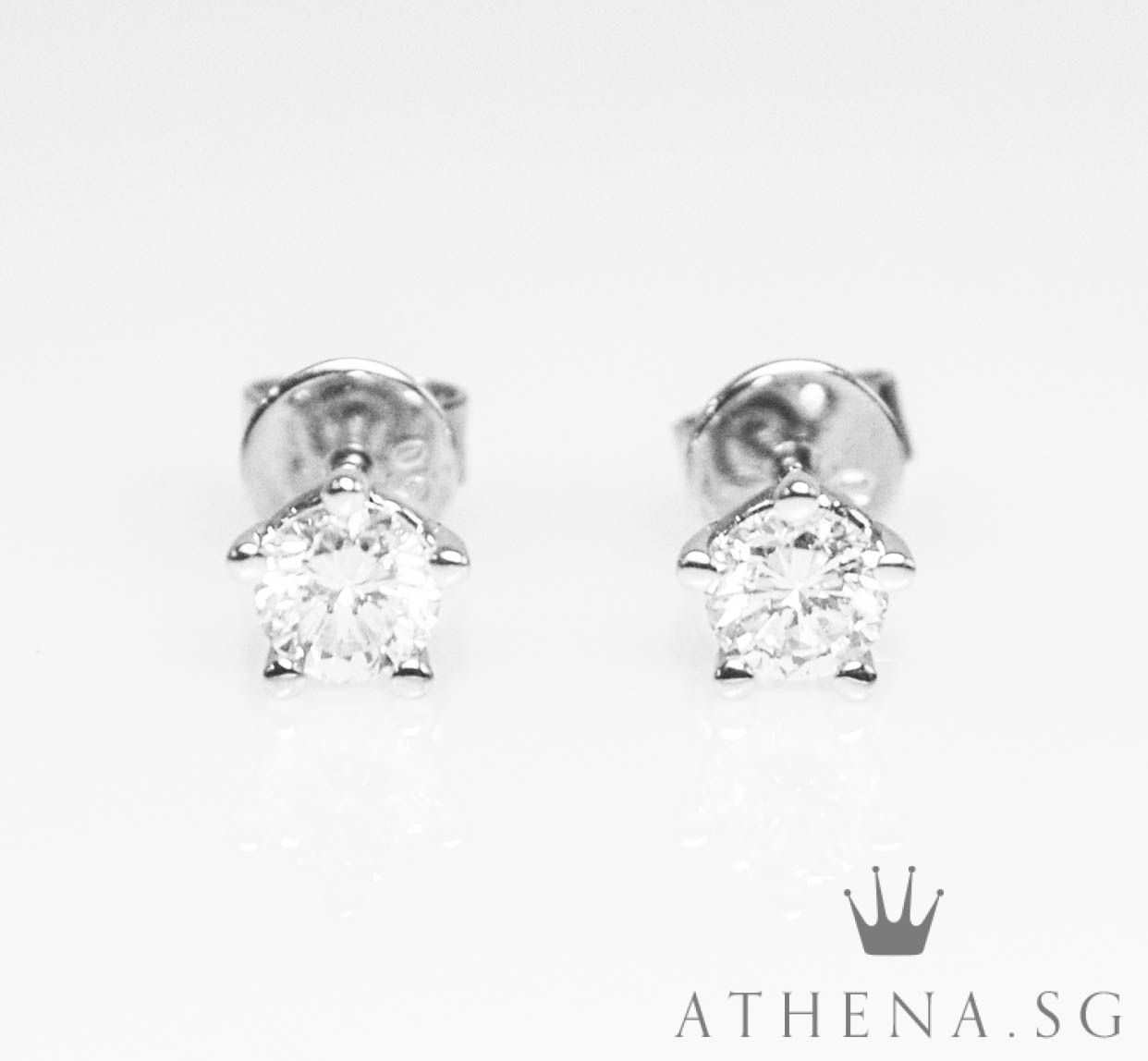 18K WG SOLITAIRE DIAMOND EARSTUD D2-0.418CTS 1.06G - Image 2