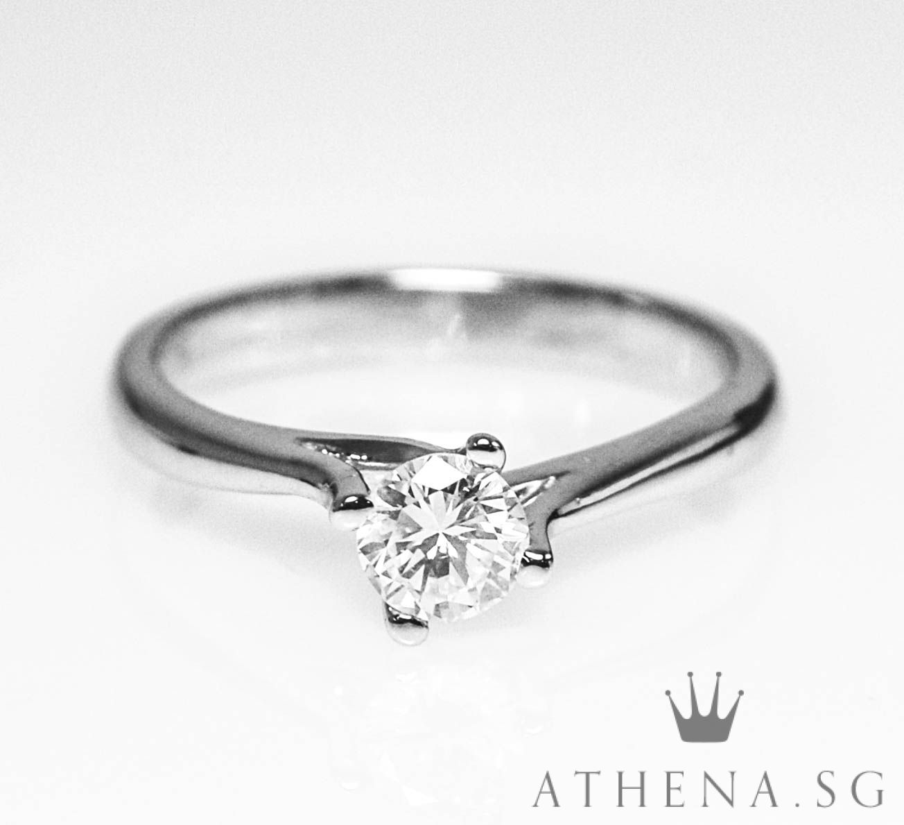 18K WG SOLITAIRE DIAMOND RING D1-0.34CTS 3.04G (SIZE 11) - Image 2