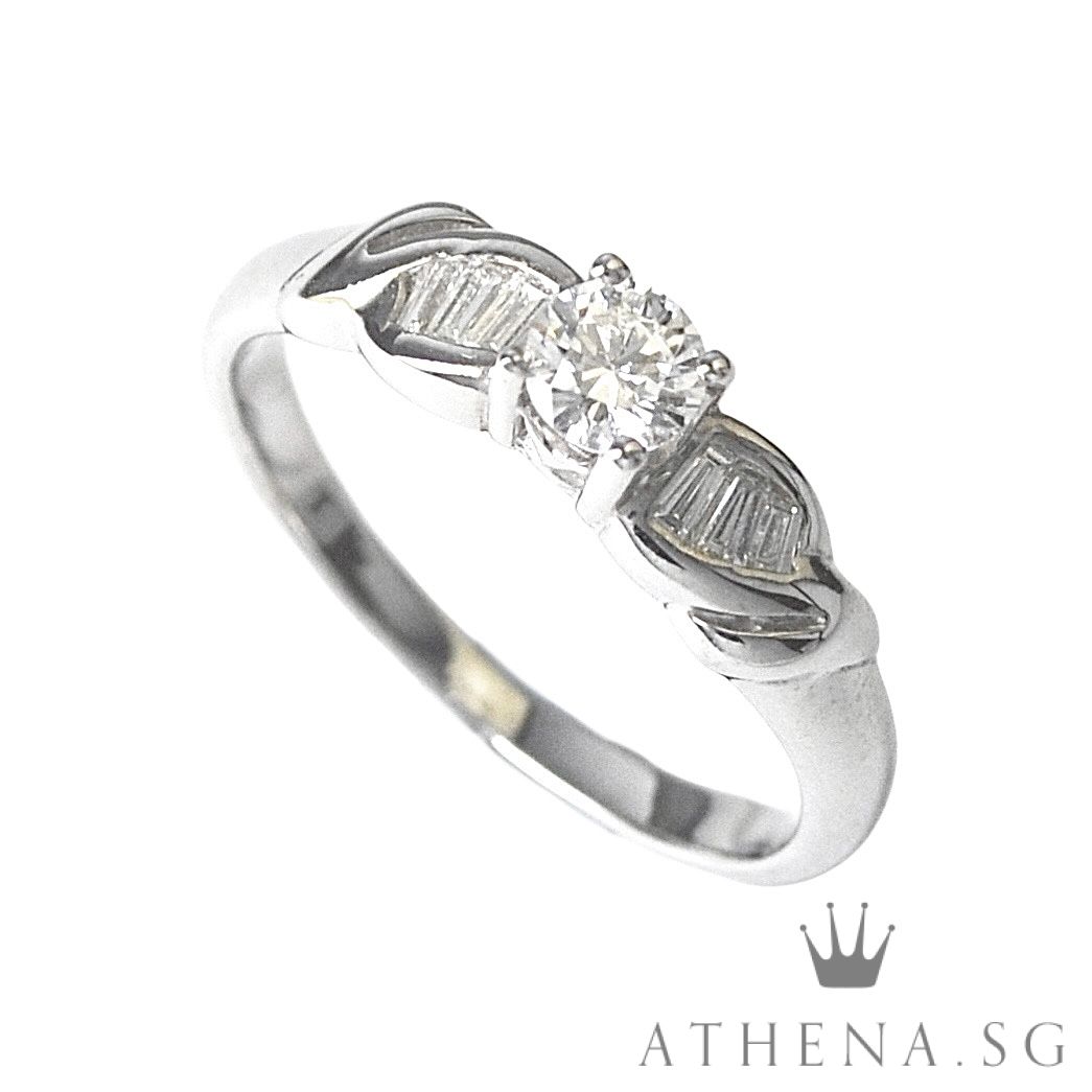 18K WG FANCY DESIGN DIAMOND RING D1-0.25CTS TD6-0.12CTS 3.10G (SIZE 14) - Image 6