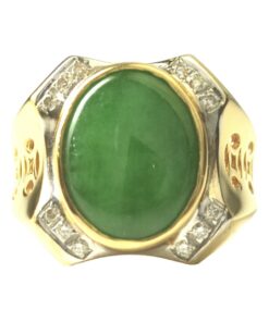 20K YG JADE RING WITH DIAMOND D12-0.12CTS 11.36G (SIZE 19) [NETT $2,488.00]