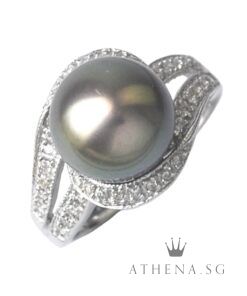 Alternative view of 18K WG PEARL RING WITH DIAMOND D36-0.20CTS 6.03G (SIZE 13) [NETT $1,088.00]
