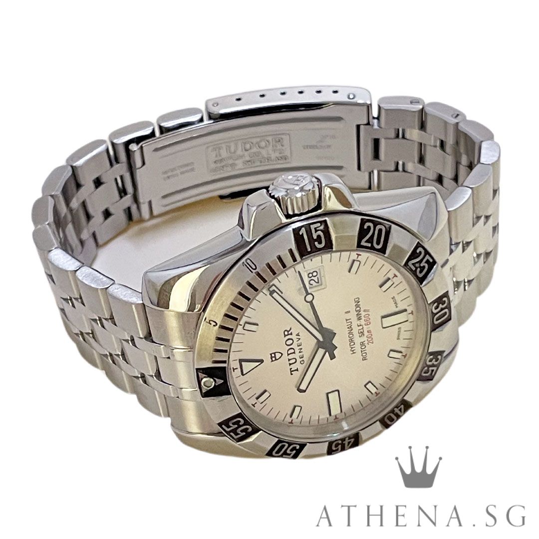 TUDOR HYDRONAUT II AUTOMATIC 40MM "SILVER INDEX DIAL" WITH BOX & CERT DATED (10/2010) REF 20040 - Image 2